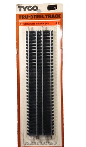Pack of 4 Tyco HO Scale Tru-Steel 9" Straight Tracks 417 - Picture 1 of 2