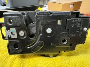 955.531.016.00 997 door lock actuator - Bild 1 von 5