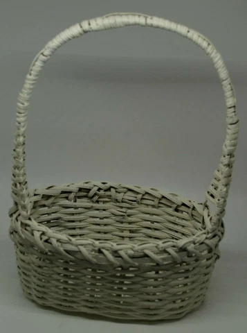 Oval Shaped Basket Updated With White Chalk Paint-Easter-2805 Cover