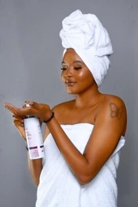 Caramel Moisturising Body Lotion - Picture 1 of 2