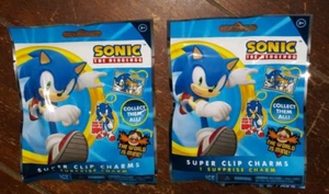 Lot of 2 Sonic The Hedgehog SUPER CLIP CHARMS *1 Surprise Charm Per Pack* - Picture 1 of 2