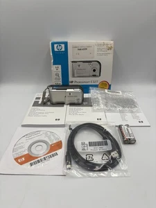 HP Photosmart E327 5.0MP Silver Digital Camera - BOX OPEN CONTENTS BRAND NEW - Picture 1 of 18