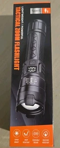 Taktische Zoom Taschenlampe LED Wiederaufladbar Super Hell Wasserdicht Camping Licht - Bild 1 von 6