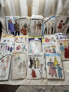VTG Lot of Sewing Patterns & other items 1960s-1990s Various Sizes & Styles - Picture 1 of 20
