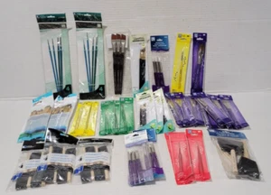 Lot of 34 pcs of Loew & Cornell Brushes Types and Sizes of Paint Brushes  - Picture 1 of 1