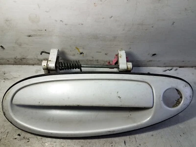 Manija de puerta exterior delantera izquierda Nissan Máxima 1997-1999 (color blanco) M141 Foto 1 de 2