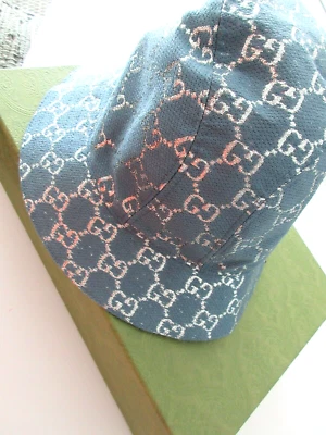 Gucci Azul Cojo GG Sombrero Cubo en Azul con GG en Tono Plateado Talla Grande NUEVO Foto 1 de 4