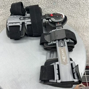 Rodillera ajustable universal postoperatoria DONJOY para extensión flexión L o R - Imagen 1 de 7