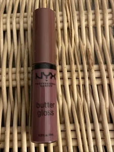 NYX MAQUILLAJE PROFESIONAL Mantequilla Brillo Labial Antiadherente - Caramelo con Picos - Imagen 1 de 3