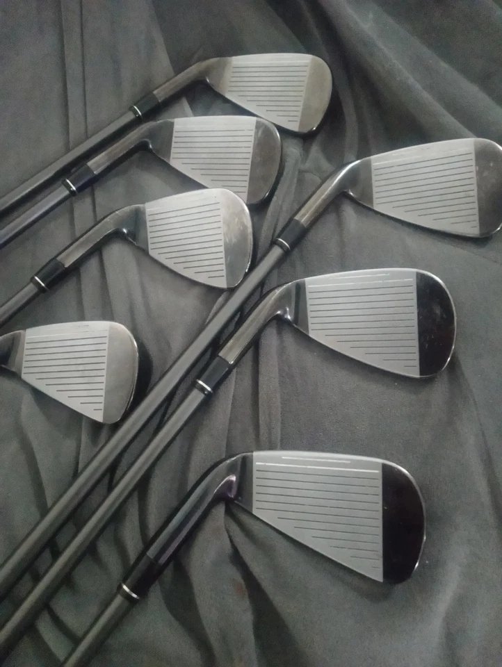 Callaway Razor Xf Iron Set 4-PW Graphite A Flex Right - Image 1 of 4