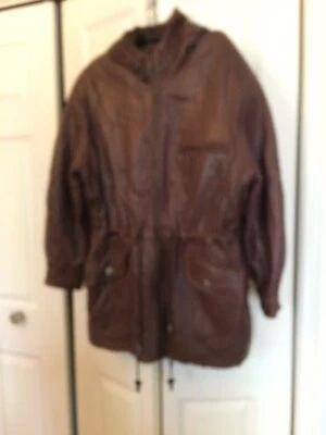Abrigo de cuero con capucha marrón M Metro Collection New York.10001 para mujer Foto 1 de 4