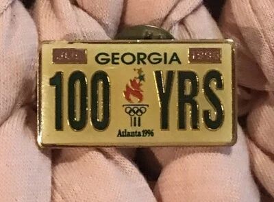 Prendedor olímpico en forma de matrícula Atlanta 1996 100 años vintage Foto 1 de 4