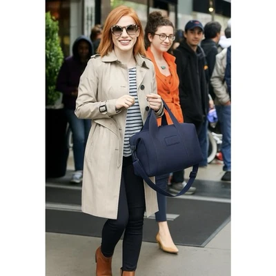 Dagne Dover 中号 Landon 氯丁橡胶随身包 蓝色 Duffle 手推车套 女式 — 第 1/4 张图片