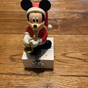 Hallmark Mickey mouse saxophone band orchestra Xmas animated sound - Picture 1 of 6
