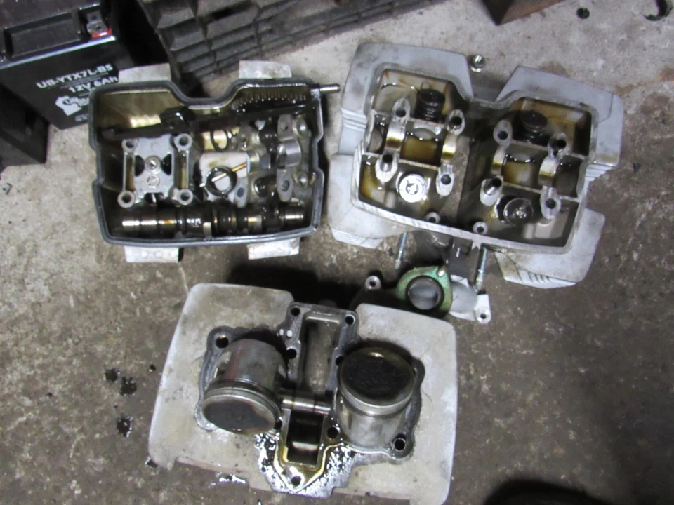 Honda CB250 1993 Nighthawk culata leva válvulas extremo superior Foto 1 de 1