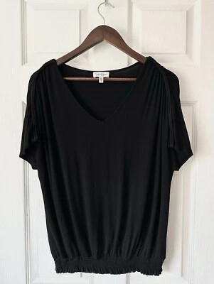 Jessica Simpson Black V-Neck Stretch Short Sleeve Shirt Top Size Medium Cute - Image 1 of 4