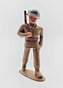 Barclay Manoil Cast Metal Soldier  Marching Green Helmet.  B17 - Picture 1 of 5