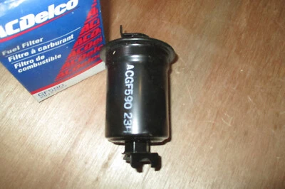 Nuevo filtro de combustible GM 25121587 GF590 1989-98 Chevrolet Tracker Foto 1 de 3