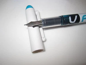 PILOT V PEN STYLO PLUME POINTE M JETABLE VERT SVPN-4W-PG GRANDE CONTENANCE NEUF - Picture 1 of 4