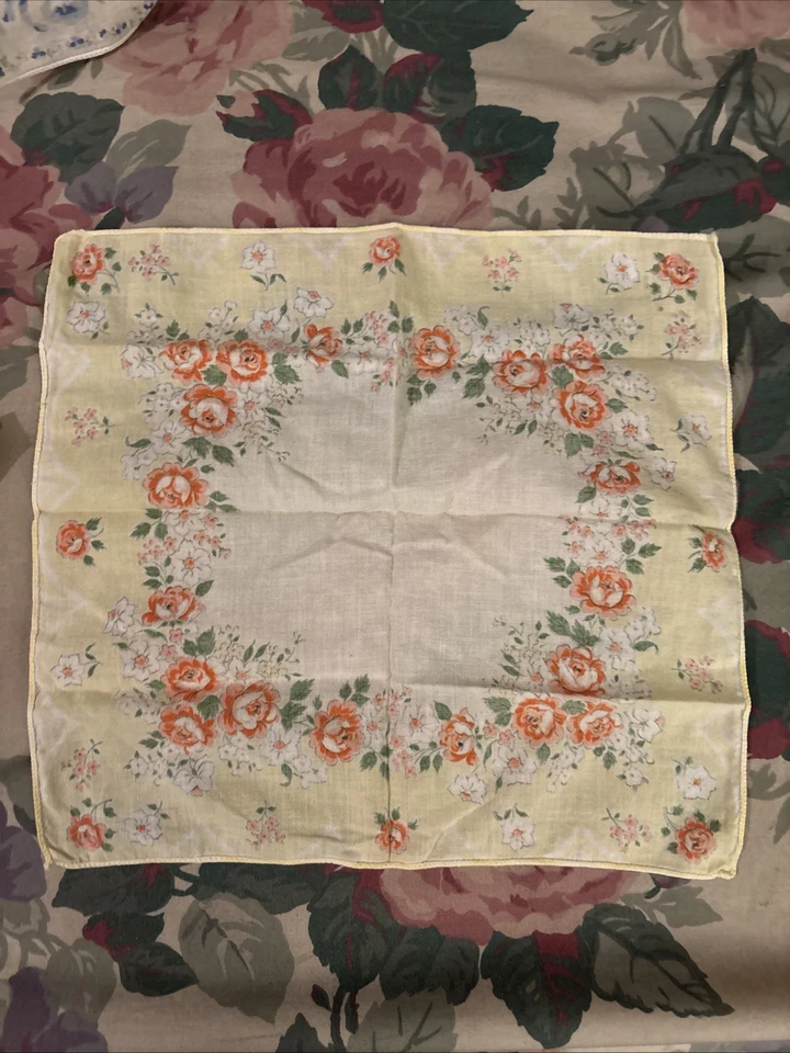 Желтый цветочный принт носовые платки, винтажный, хлопок/лен, свернутые края - Изображение 1 из 1