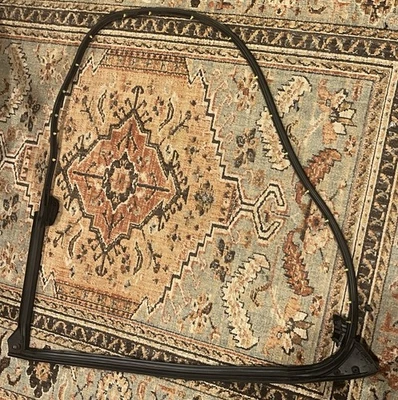 Lexus IS250 IS350 IS300 IS200t 2014-2021 OEM sello de puerta trasera derecha pasajero Foto 1 de 3