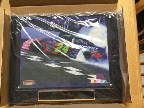 Jeff Gordon Mounted Memories 4-Time Cup Champion Plaque Cover