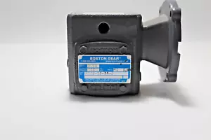 Boston Gear F710-10-B4-J 10:1 Input H.P. 0,44 rechtwinkliger Geschwindigkeitsreduzierer ohne Karton - Bild 1 von 6