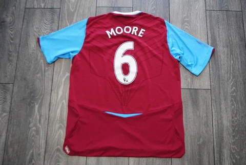 WEST HAM UNITED HOME FOOTBALL SHIRT 2008-2009 BOBBY MOORE SIZE MENS LARGE UMBRO Cover