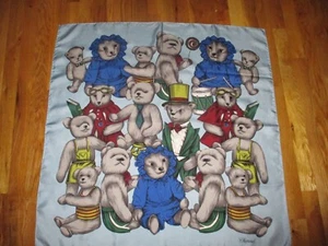 Osos de peluche coloridos azules Chopard 100 % seda bufanda cuadrada 34" - Imagen 1 de 4