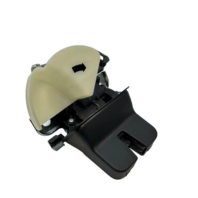 VOLKSWAGEN OEM PASSAT TRUNK DECK LID LOCK LATCH ACTUATOR 2018 - 2022 - Image 1 of 4