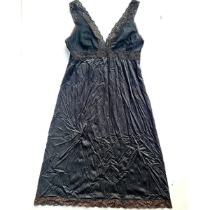 Vintage Vassarette Black V-neck Lace Trim Empire Waist Full Slip Dress - Imagen 1 de 9