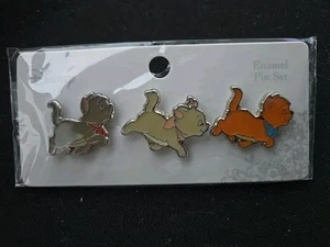 Disney Loungefly Pin Aristocats set of 3 Kittens Marie Berlioz Toulouse 2017 - Picture 1 of 3