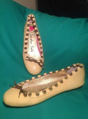LONDON SOLE SZ 6M 37 TAN  LEATHER BEIGE BALLET FLATS SHOES CREPE SOLES MRSP $296 - Image 1 of 4