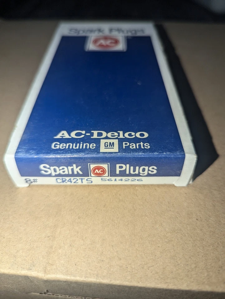 Nuevo de Lote Antiguo Genuino GM ACDelco Bujías CR42TS Anillo Verde Foto 1 de 3
