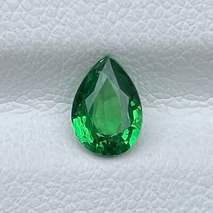 Natural Green Tsavorite 1.02 Cts Pear Cut Loose Gemstone Special Engagement Gift - Picture 1 of 8