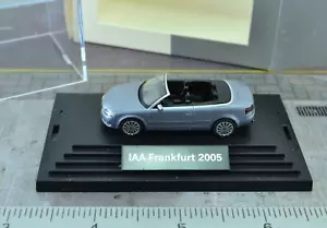 Wiking Audi A4 3.2 quattro Convertible Frankfurt 2005 Silver Blue 1:87 Scale HO - Picture 1 of 3