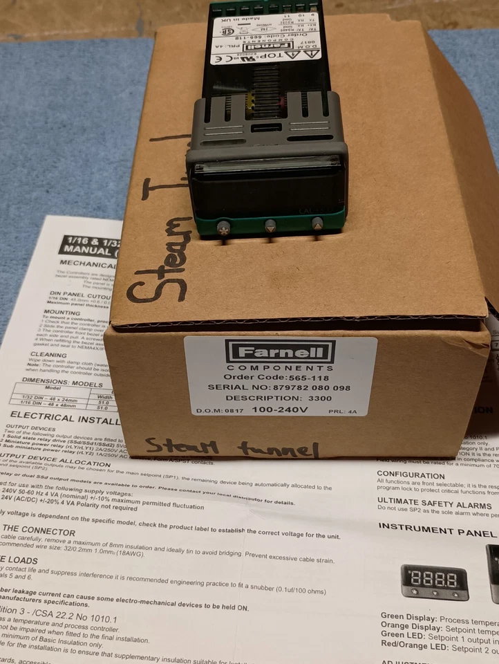 Controlador de temperatura Farnell 3300 100 - 240 voltios Foto 1 de 3