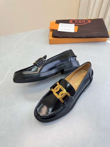 TOD’S Scarpe mocassini casual Tod's donna punta tonda suola spessa fibbia metallo