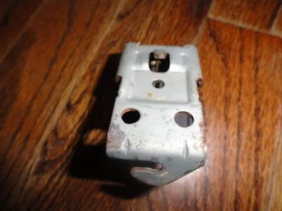 Mitsubishi Eclipse Dodge Avenger Chrysler Sebring 1994-2000 capó mango de liberación Foto 1 de 3