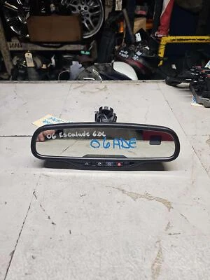 2003-2006 CADILLAC ESCALADE TAHOE YUKON REAR VIEW MIRROR W/ TELEMATICS - Image 1 of 4