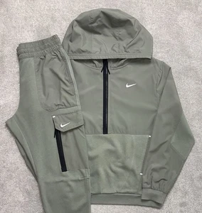 Nike Sportswear City Utility Tracksuit, Kids Size Large Age 12-13yrs GreatCond - Picture 1 of 17