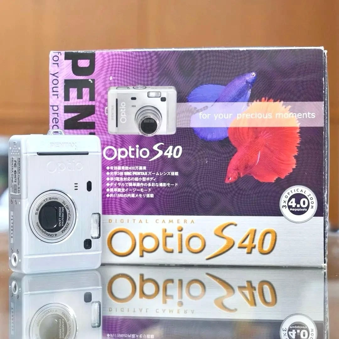 【希少美品】PENTAX OPTIO S40 PENTAX Optio S40 4.0MP 3x Optical Zoom Digital Camera Silver AA