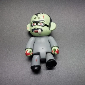 AnarQee The Future Is Stupid Smoking Zombie Frank Kozik Toy2R Qee - Bild 1 von 4