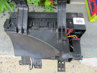 Lincoln MKZ 2008 caja de fusibles de motor de 3,5 L 8H6T-14290-A   Foto 1 de 3