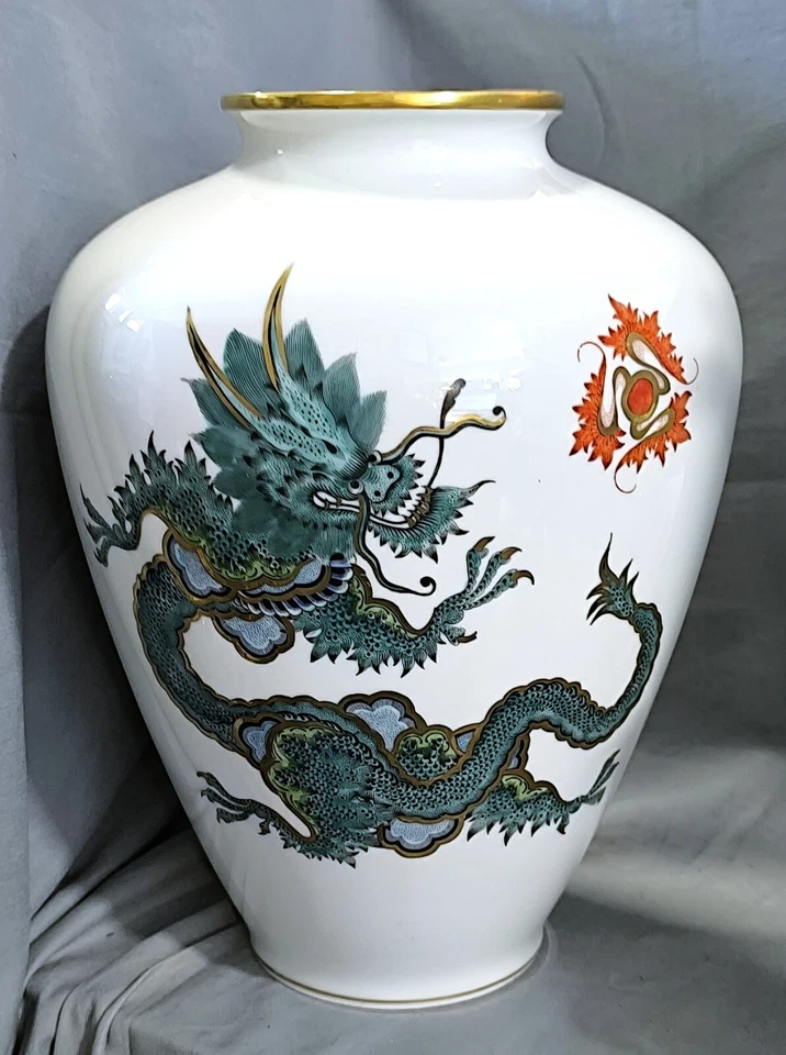 große Vase Drachen,grün Gold,handgemalt,PMM Porzellan Manufaktur München,28,5 cm - Bild 1 von 4
