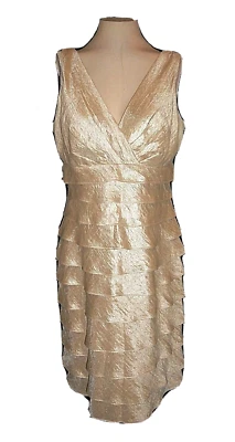 Nuevo Vestido de Noche, Colección Dressbarn, Martillado-Satén Beige Envoltura en Niveles 12 Foto 1 de 4