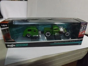 2018 Maisto Design Tow & Go 1936 Chevrolet Pickup & Traveler Trailer 1/64 Scale - Picture 1 of 3