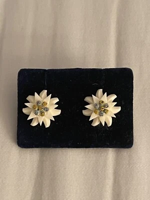 White Flower Screw Back Non-Pierced Earrings, Made in Switzerland, Cream Color - Image 1 of 2