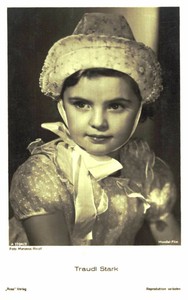 Traudl Stark * Original Ross Postcard Postcard * No. 88 b