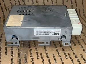 4686925  1996 Dodge Plymouth Chrysler 3.8L PL PW PS Body Control Module BCM - Picture 1 of 5